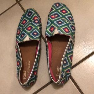 Toms kids size 6 women’s 8